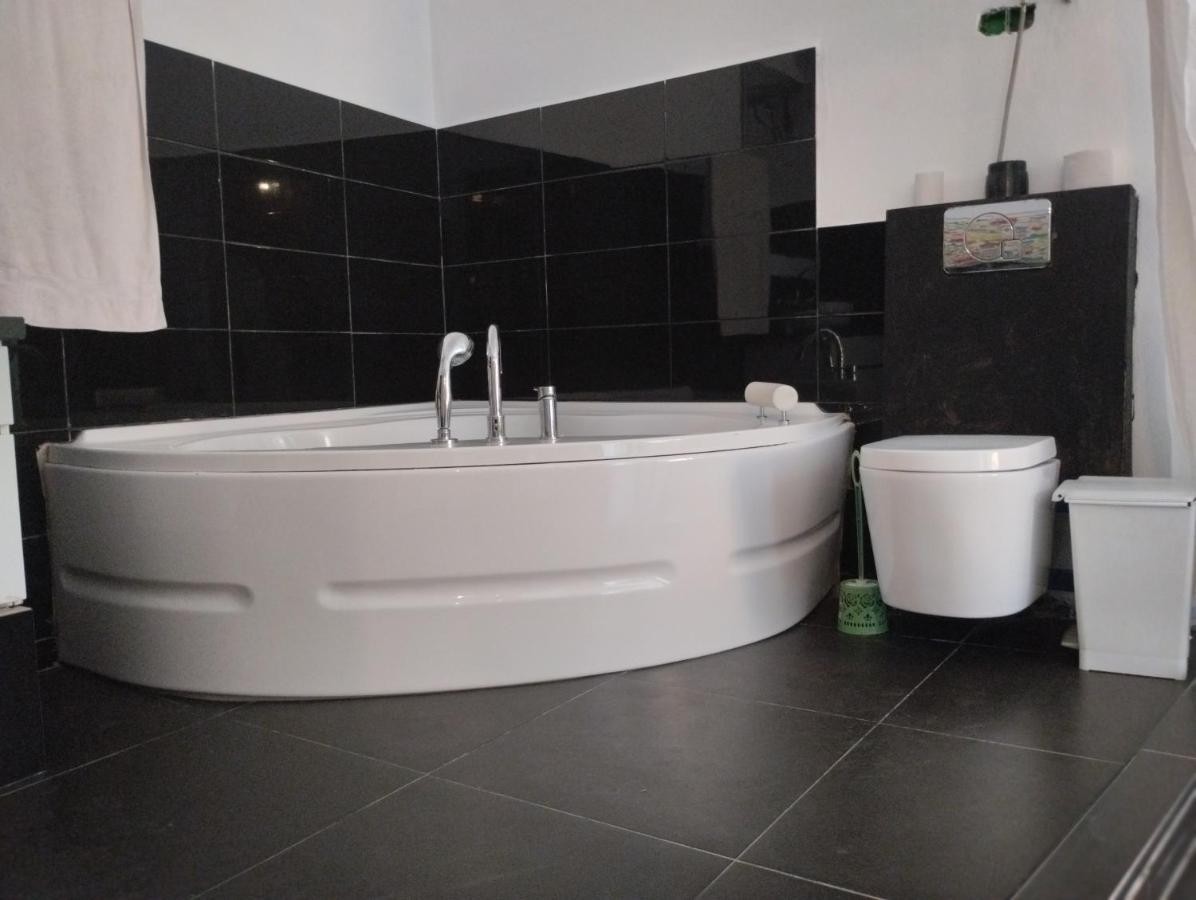 Hostal Valencia - Private Room With Bathroom Шефшауэн Экстерьер фото