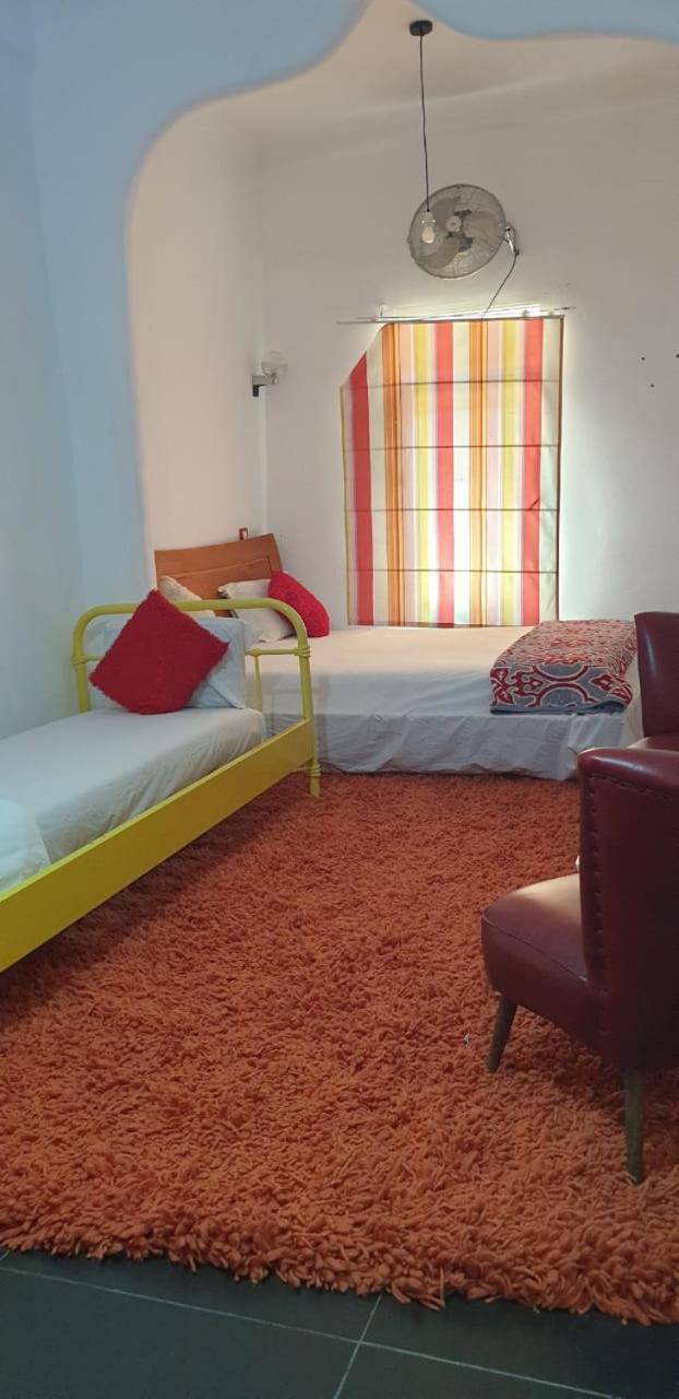 Hostal Valencia - Private Room With Bathroom Шефшауэн Экстерьер фото